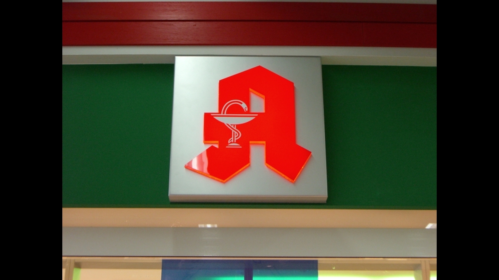 Apotheke durchgesteckt